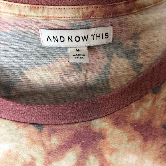 AND NOW THIS WOMEN'S SHORT SLEEVE GRAPHIC T-SHIRT SIZE M.      SB - Picture 2 of 5